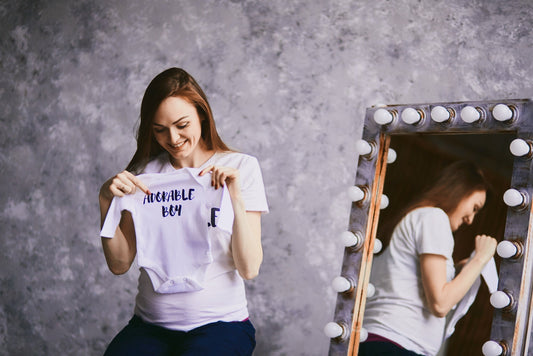 So stylen Sie Baby-T-Shirts fĂŒr jeden Anlass